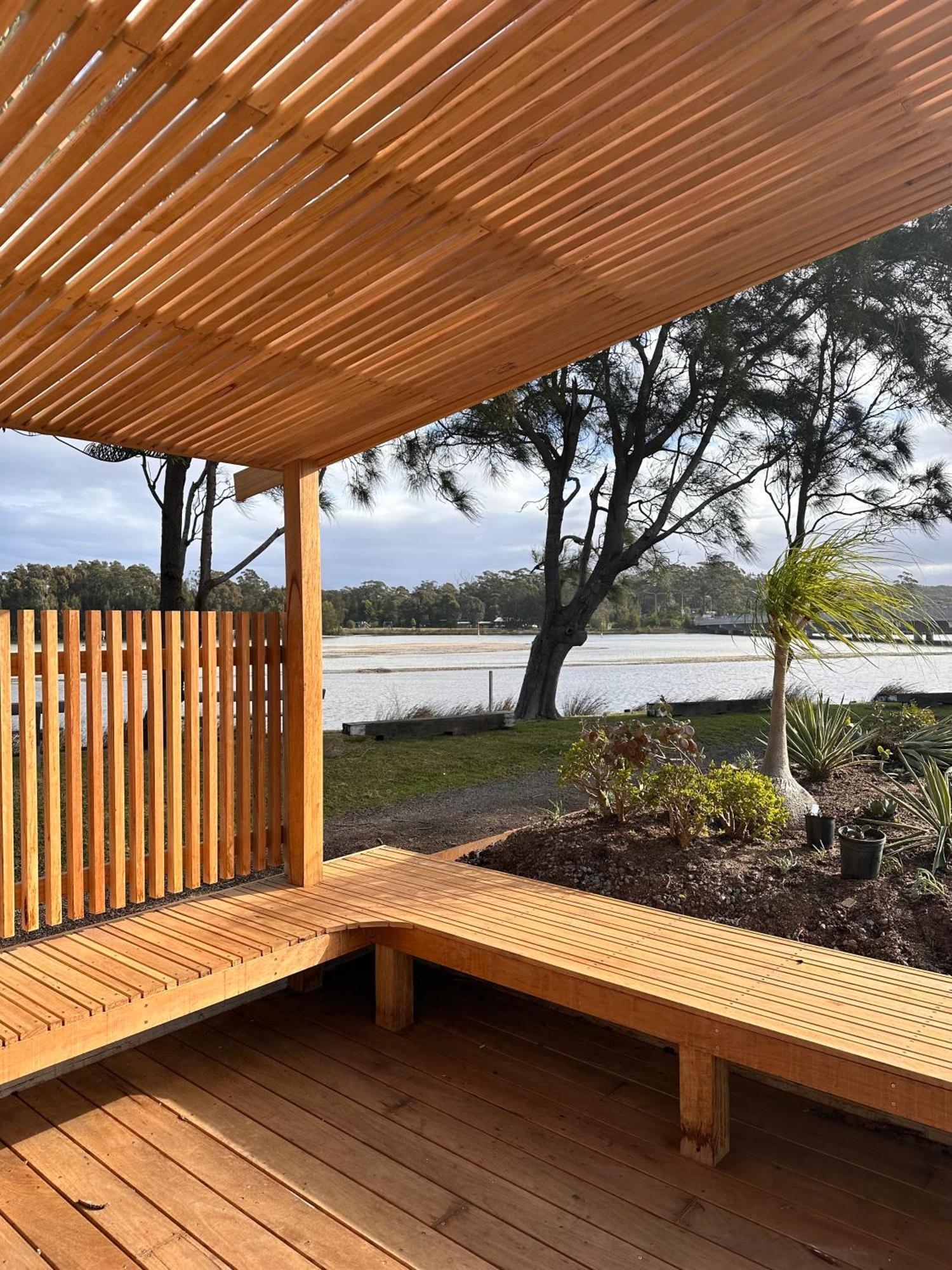 Archy'S On The Lake Burrill Lake Экстерьер фото